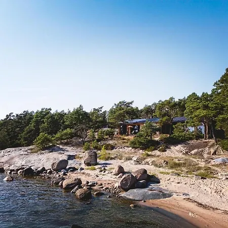 North - Svaerdskog Sword Forest * Hanko